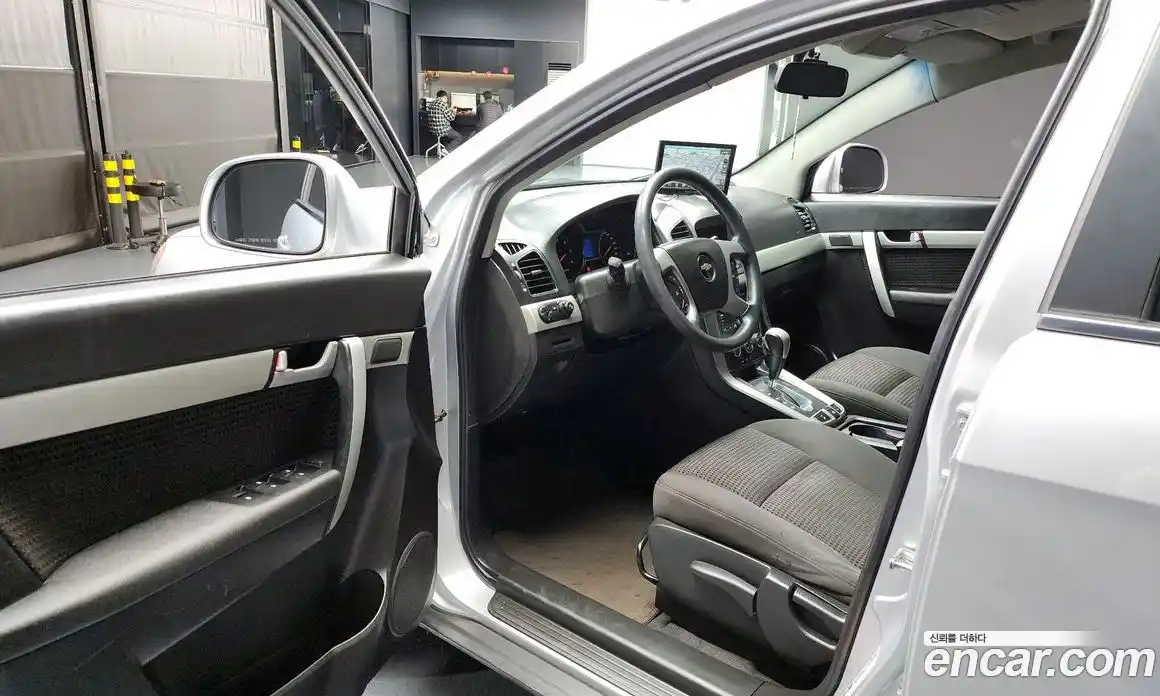 Chevrolet Captiva 2015 2.0 Автомат в Москве № 39331, фото 3