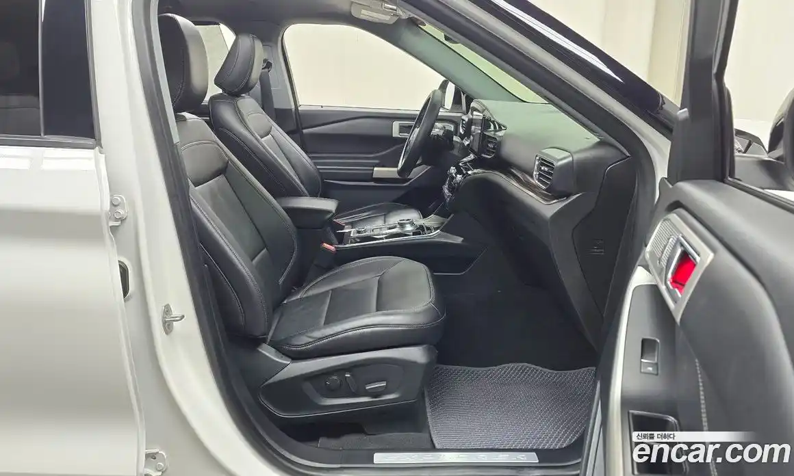 Ford Explorer 2021 3.0 Автомат в Москве № 403297, фото 11