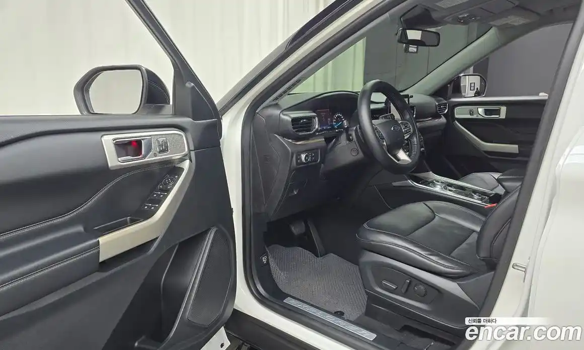 Ford Explorer 2021 3.0 Автомат в Москве № 403297, фото 10