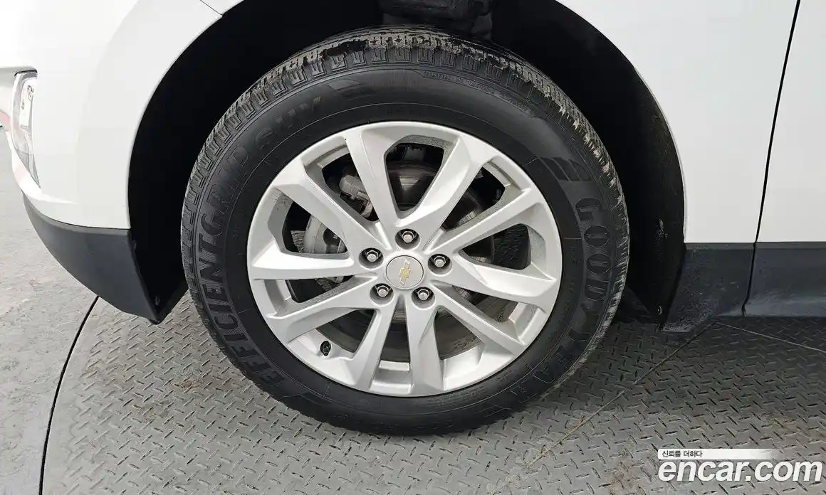 Chevrolet Equinox 2020 1.6 Автомат в Москве № 40449, фото 18