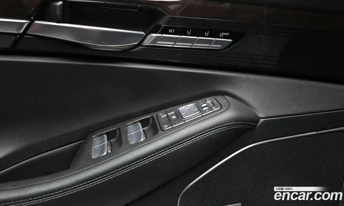 Genesis EQ900 2016 3.8 Автомат в Москве № 405740, фото 16