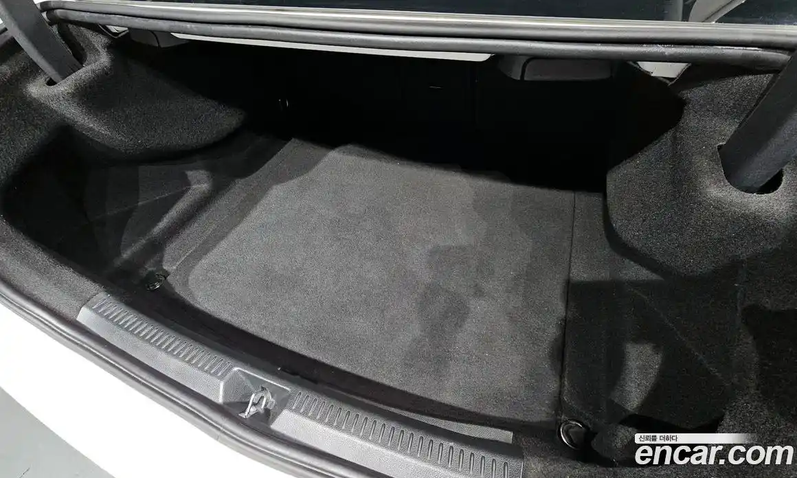 Mercedes-Benz A-Class 2020 2.0 Автомат в Москве № 413246, фото 20