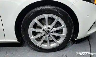 Mercedes-Benz A-Class 2020 2.0 Автомат в Москве № 413246, миниатюра 5