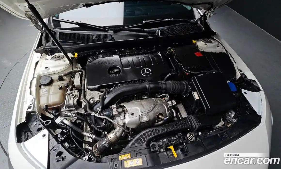 Mercedes-Benz A-Class 2020 2.0 Автомат в Москве № 413246, фото 6