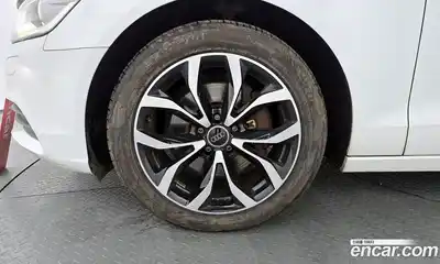 Audi A6 2013 2.0 Автомат в Москве № 414499, миниатюра 5