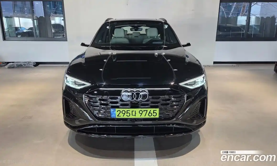Audi Q8 e-tron 2024 Автомат в Москве № 415099, фото 3