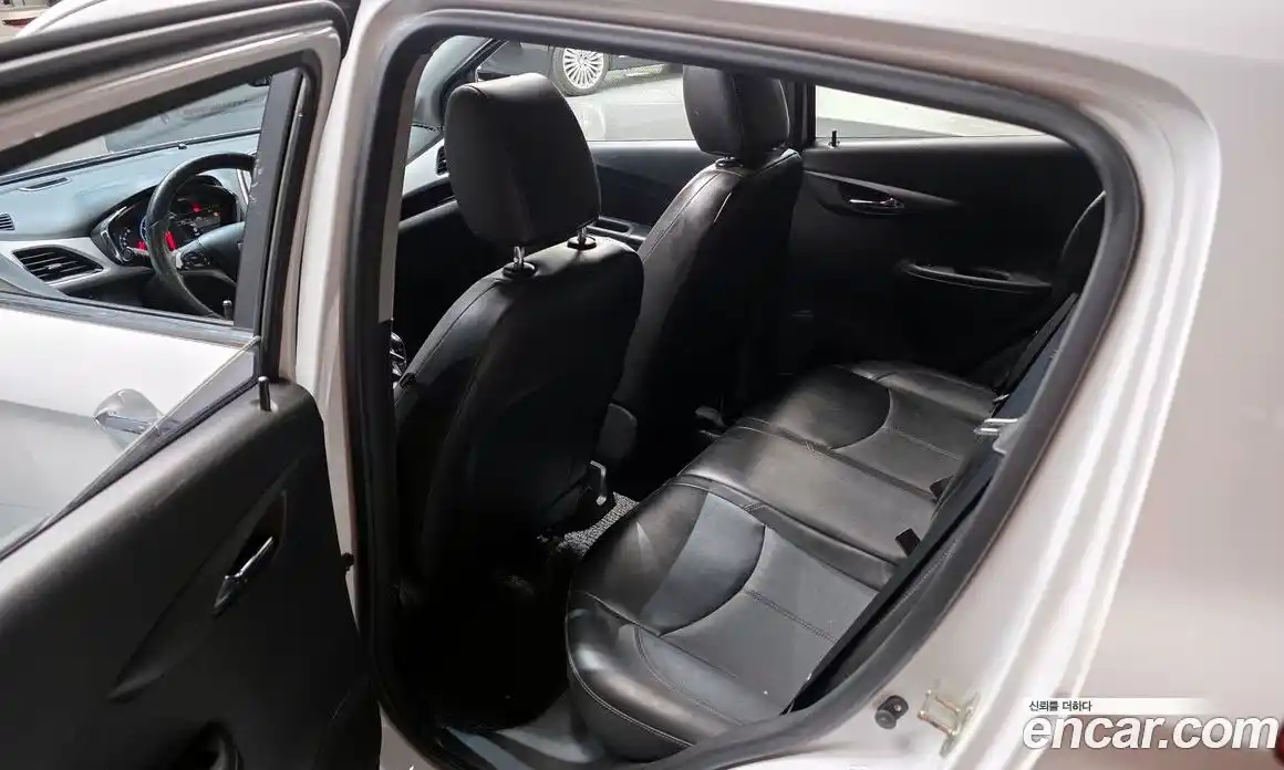 Chevrolet Spark 2016 1.0 Автомат в Москве № 41745, фото 8