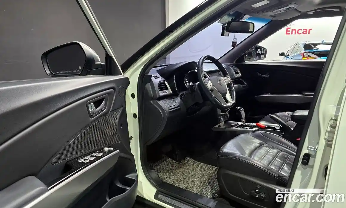 SsangYong TIBOLI 2016 1.6 Автомат в Москве № 421155, фото 11