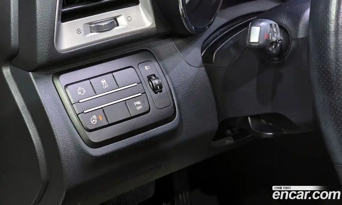 SsangYong TIBOLI 2016 1.6 Автомат в Москве № 421155, фото 14