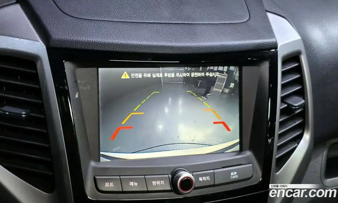 SsangYong TIBOLI 2016 1.6 Автомат в Москве № 421155, фото 15