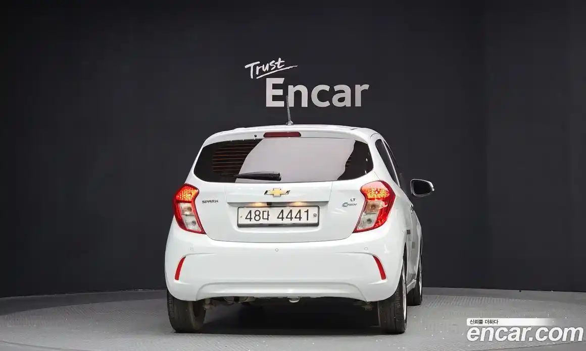 Chevrolet Spark 2018 1.0 Автомат в Москве № 422394, фото 4