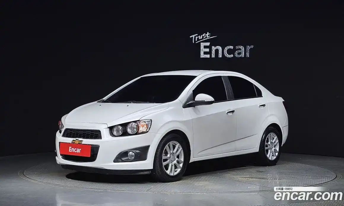 Chevrolet Aveo 2014 1.6 Автомат в Москве № 42343, фото 17