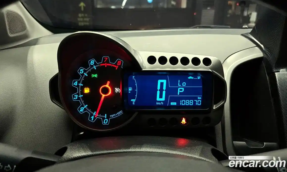 Chevrolet Aveo 2014 1.6 Автомат в Москве № 42343, фото 10