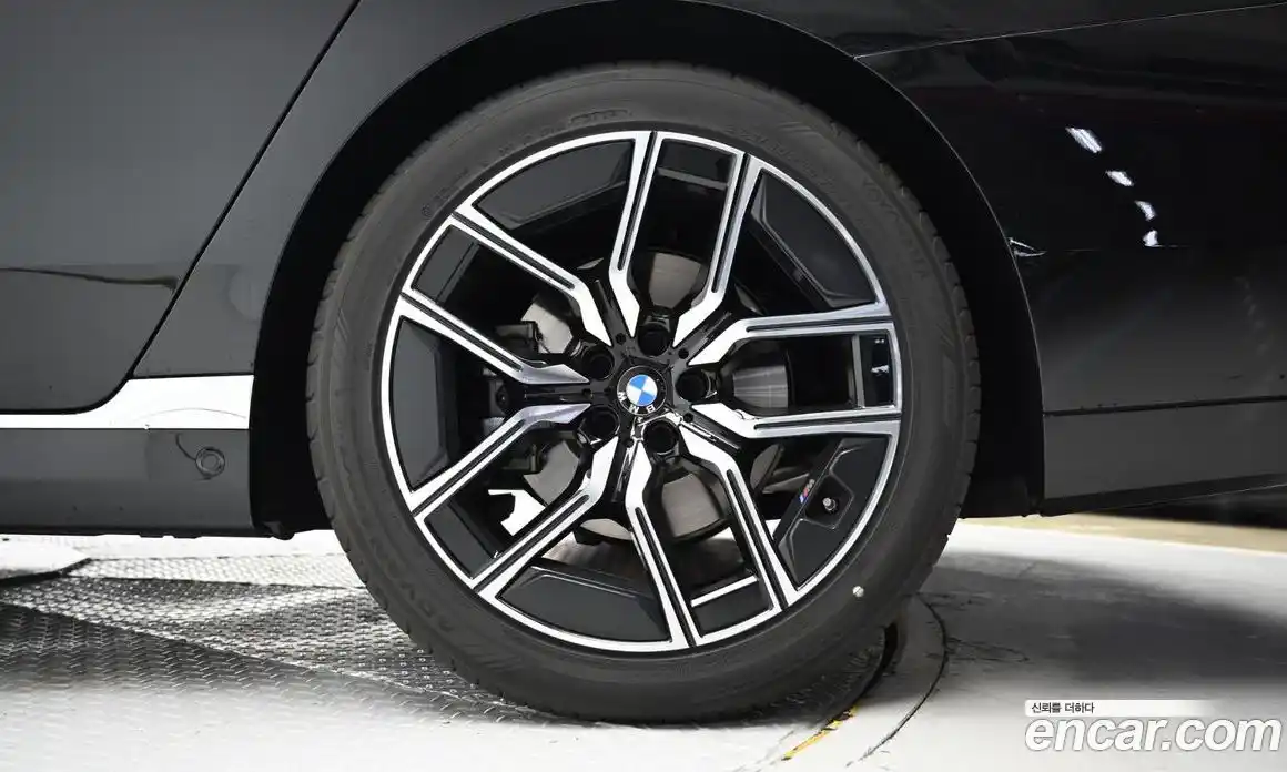 BMW 7-Series 2025 3.0 Автомат в Москве № 424572, фото 5