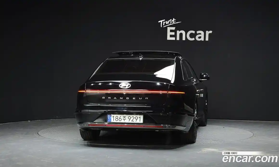 Hyundai Grandeur 2023 3.5 Автомат в Москве № 449478, фото 4