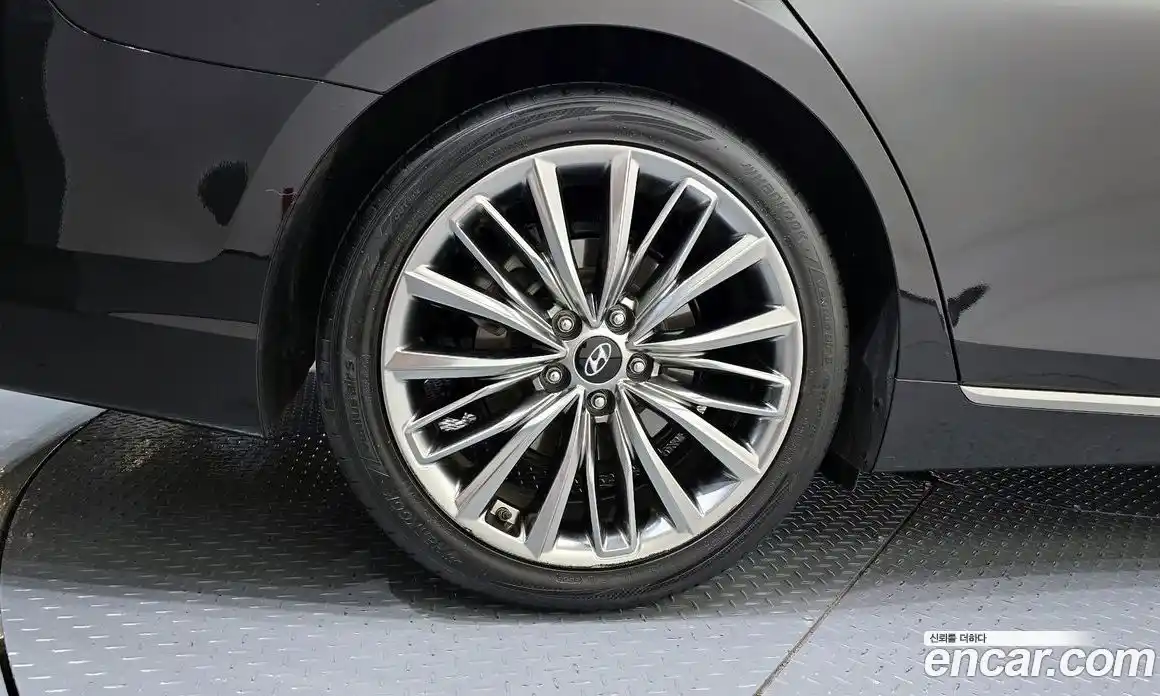 Hyundai Grandeur 2017 3.0 Автомат в Москве № 458849, фото 5