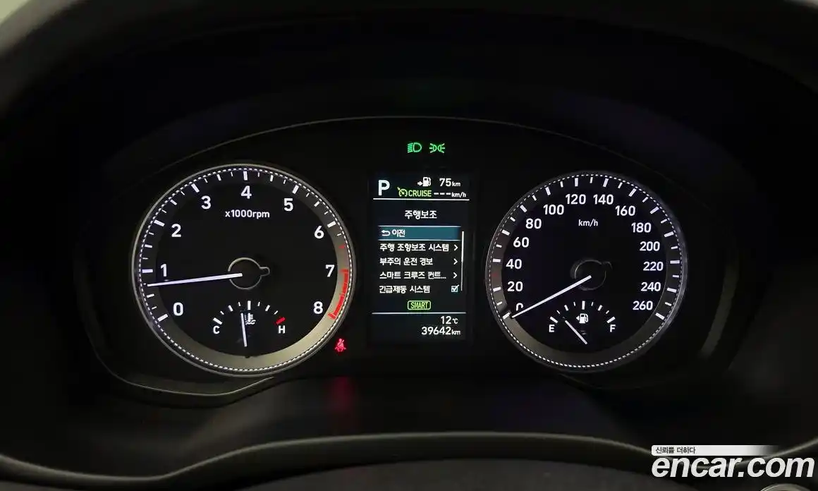 Hyundai Grandeur 2017 3.0 Автомат в Москве № 458849, фото 8