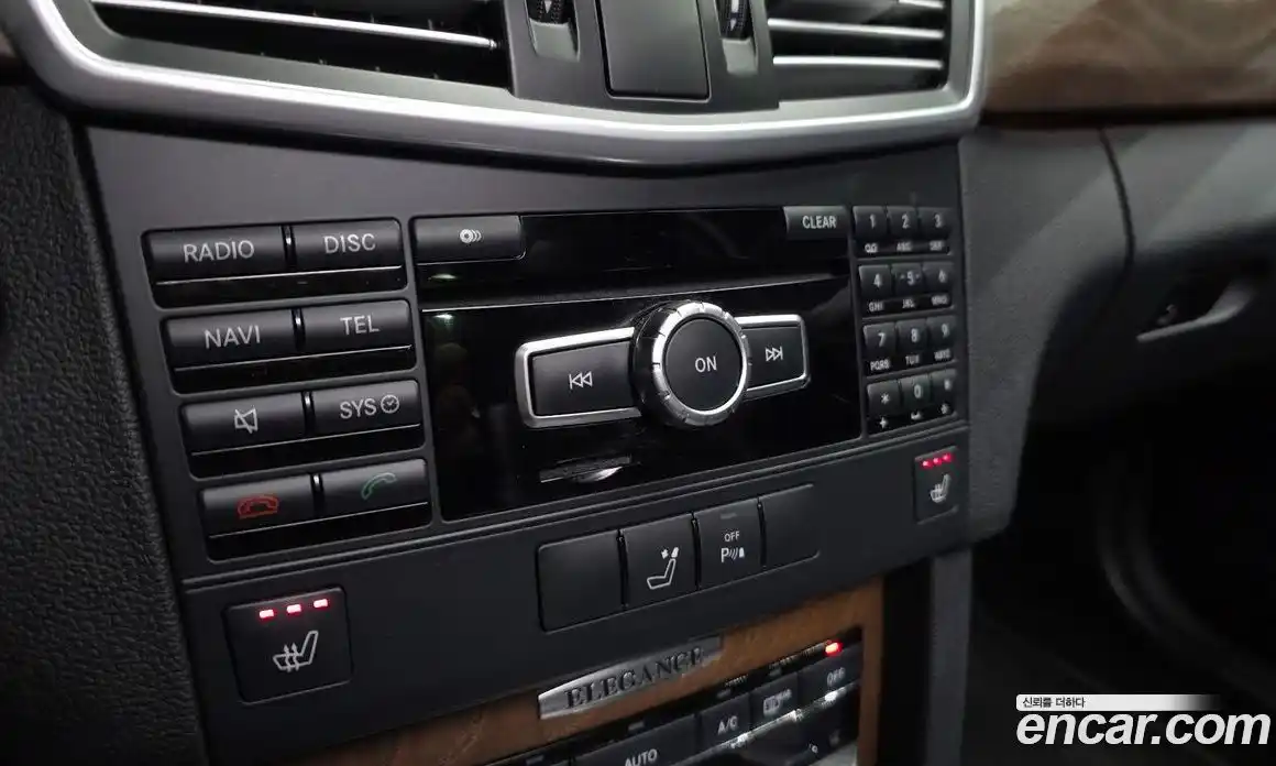 Mercedes-Benz E-Class 2013 3.5 Автомат в Москве № 466540, фото 17