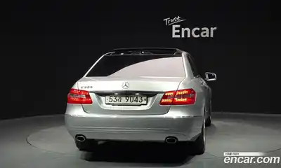 Mercedes-Benz E-Class 2013 3.5 Автомат в Москве № 466540, миниатюра 4