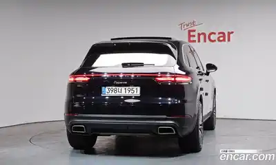 Porsche Cayenne 2020 3.0 Автомат в Москве № 470348, миниатюра 3