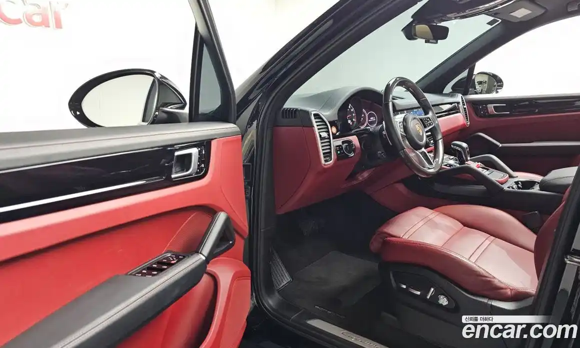 Porsche Cayenne 2020 3.0 Автомат в Москве № 470348, фото 9