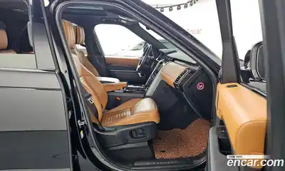 Land Rover Discovery 2018 3.0 Автомат в Москве № 471514, миниатюра 11
