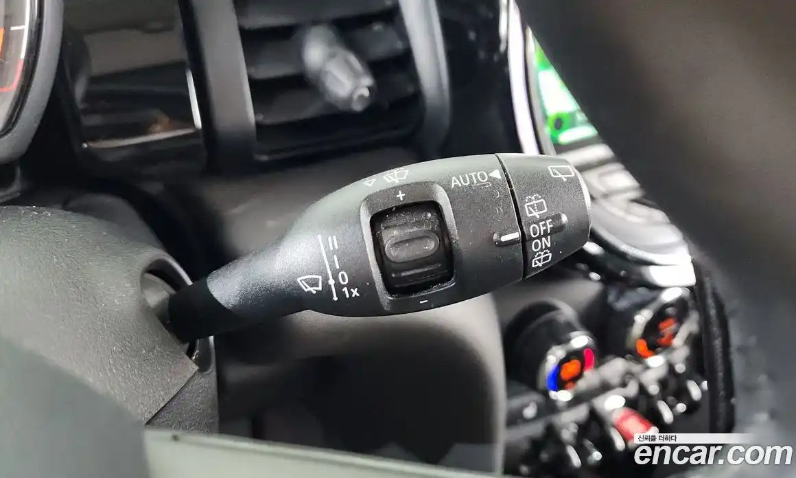 Mini Cooper 2019 1.5 Автомат в Москве № 471993, фото 18