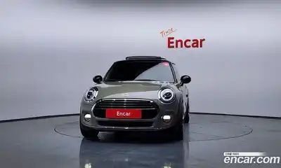 Mini Cooper 2019 1.5 Автомат в Москве № 471993, миниатюра 3