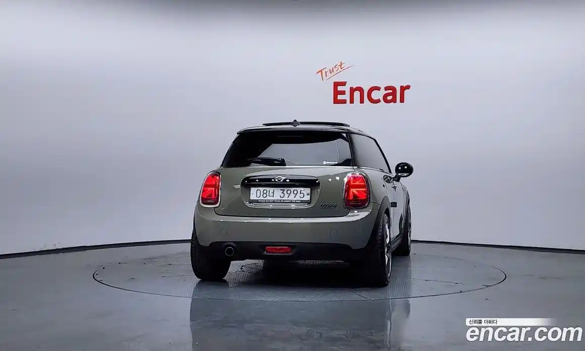 Mini Cooper 2019 1.5 Автомат в Москве № 471993, фото 4