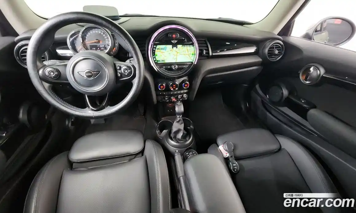 Mini Cooper 2019 1.5 Автомат в Москве № 471993, фото 7