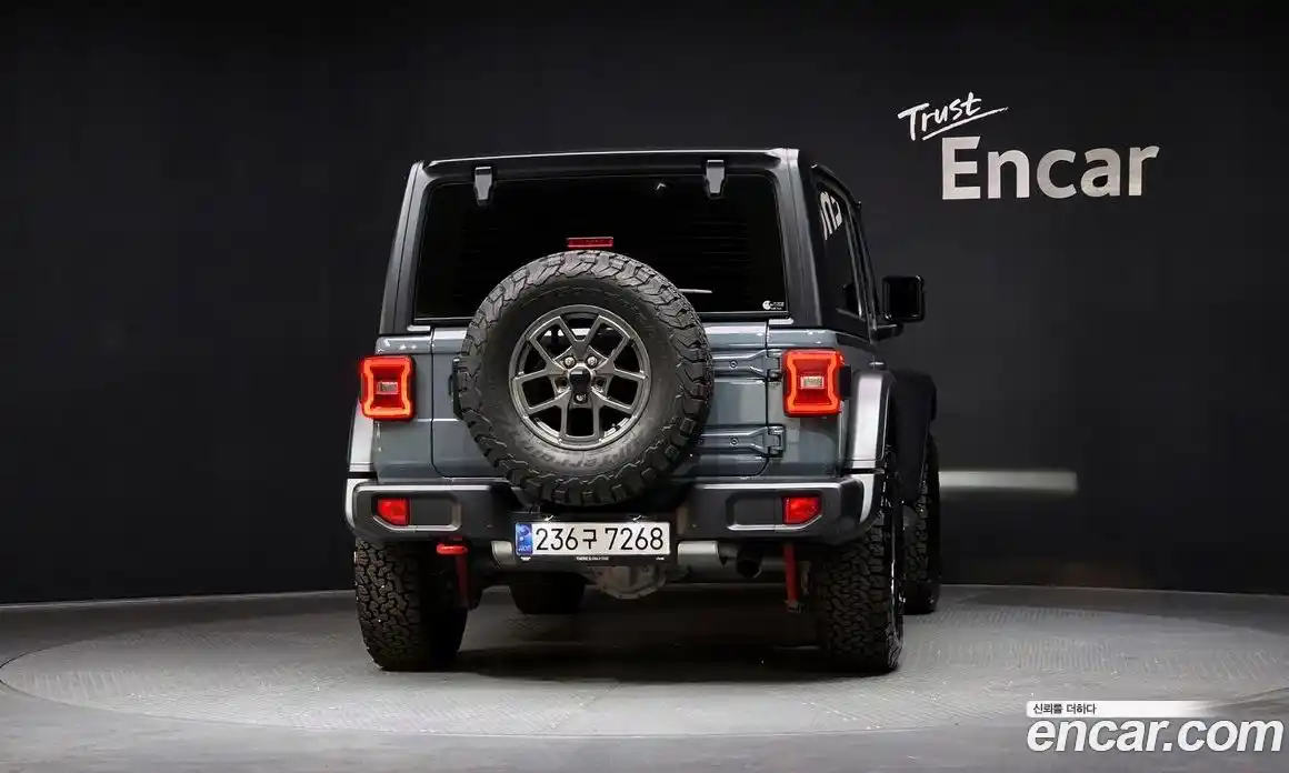 Jeep Wrangler 2024 2.0 Автомат в Москве № 472593, фото 4