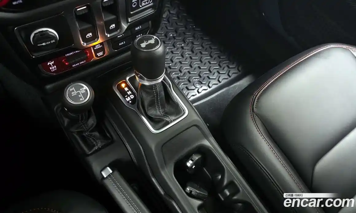 Jeep Wrangler 2024 2.0 Автомат в Москве № 472593, фото 9