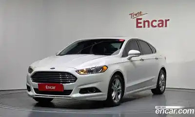 Ford Fusion, 2013