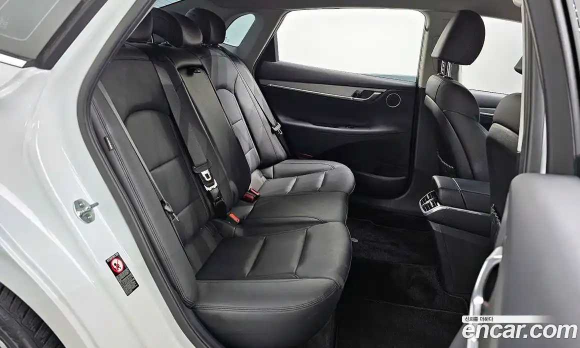 Hyundai Grandeur 2022 3.0 Автомат в Москве № 48762, фото 13