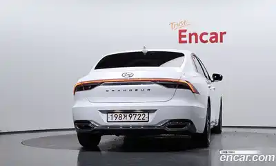 Hyundai Grandeur 2022 3.0 Автомат в Москве № 48762, миниатюра 4