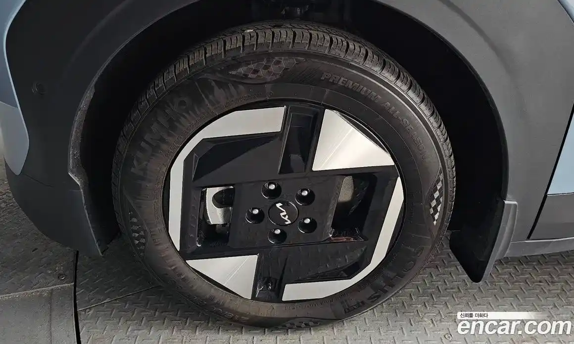 Kia EV3 2025 0.2 Автомат в Москве № 52876, фото 7