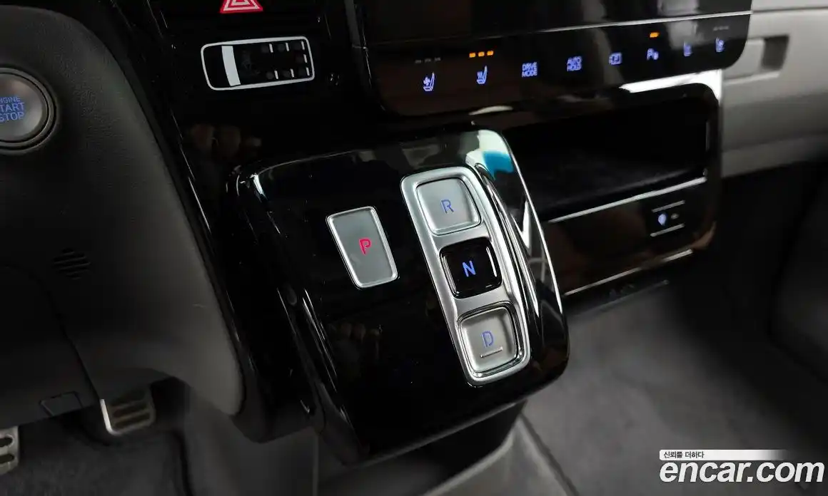 Hyundai Staria 2022 2.2 Автомат в Москве № 5849, фото 13