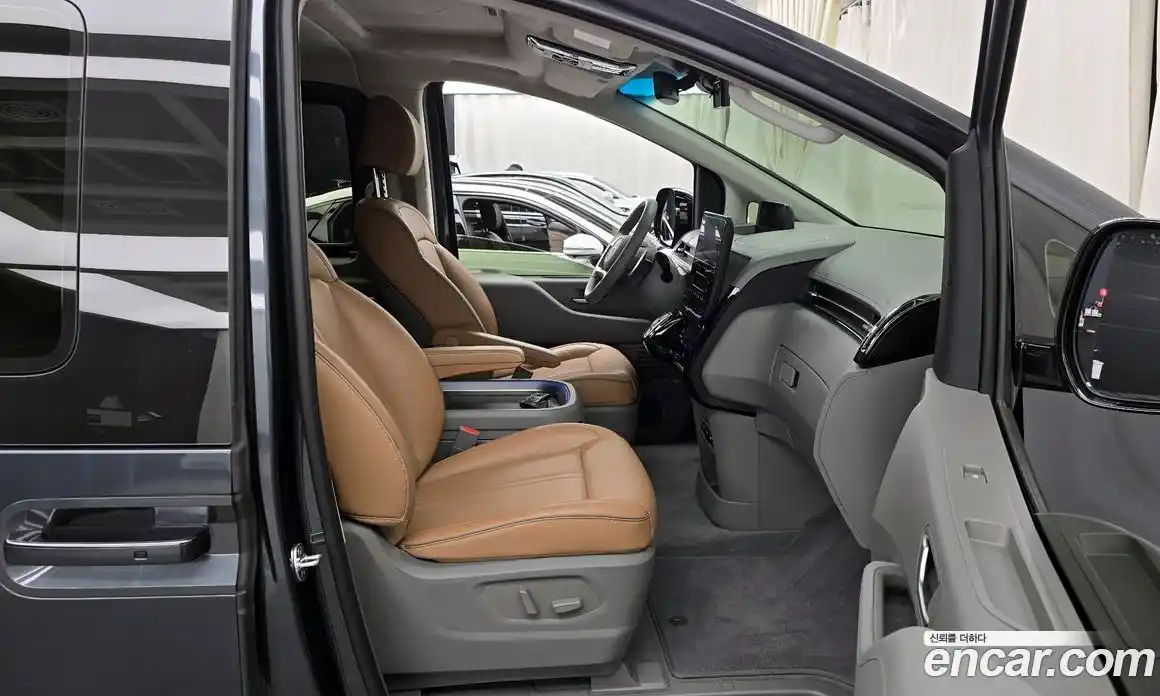 Hyundai Staria 2022 2.2 Автомат в Москве № 5849, фото 5