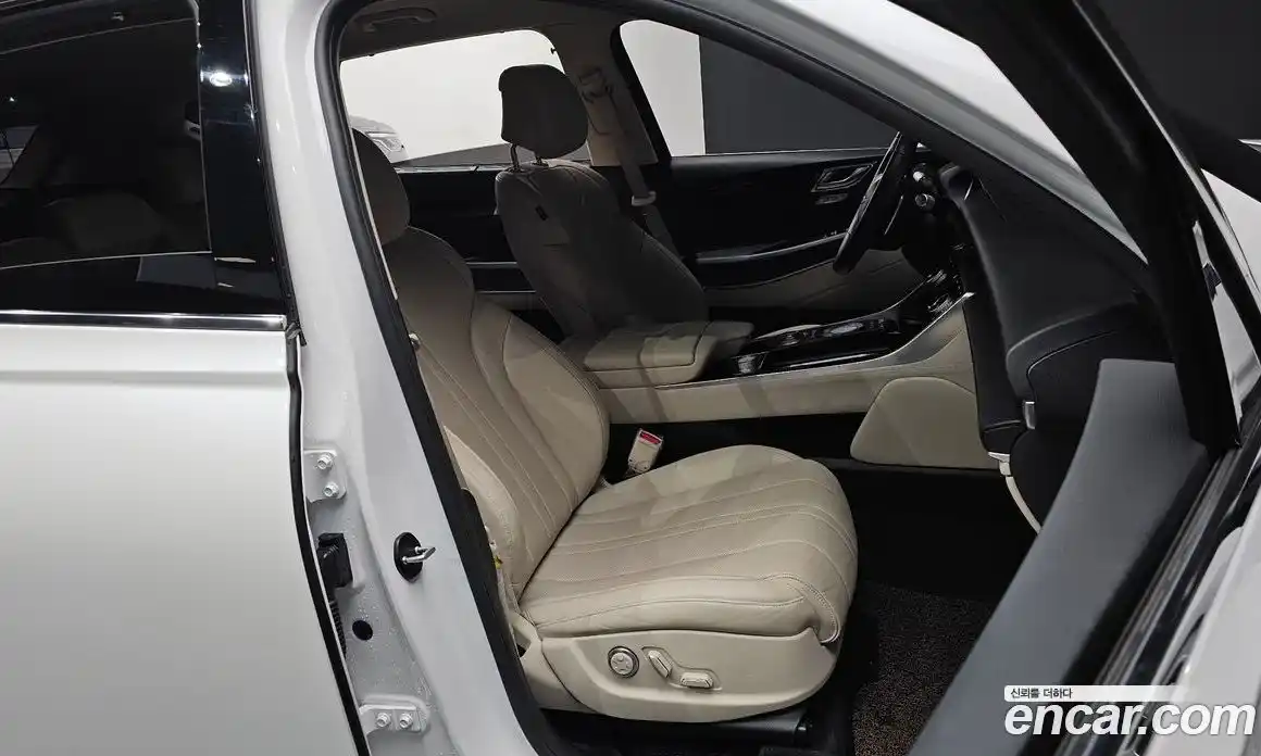 Genesis GV80 2022 2.5 Автомат в Москве № 58619, фото 12