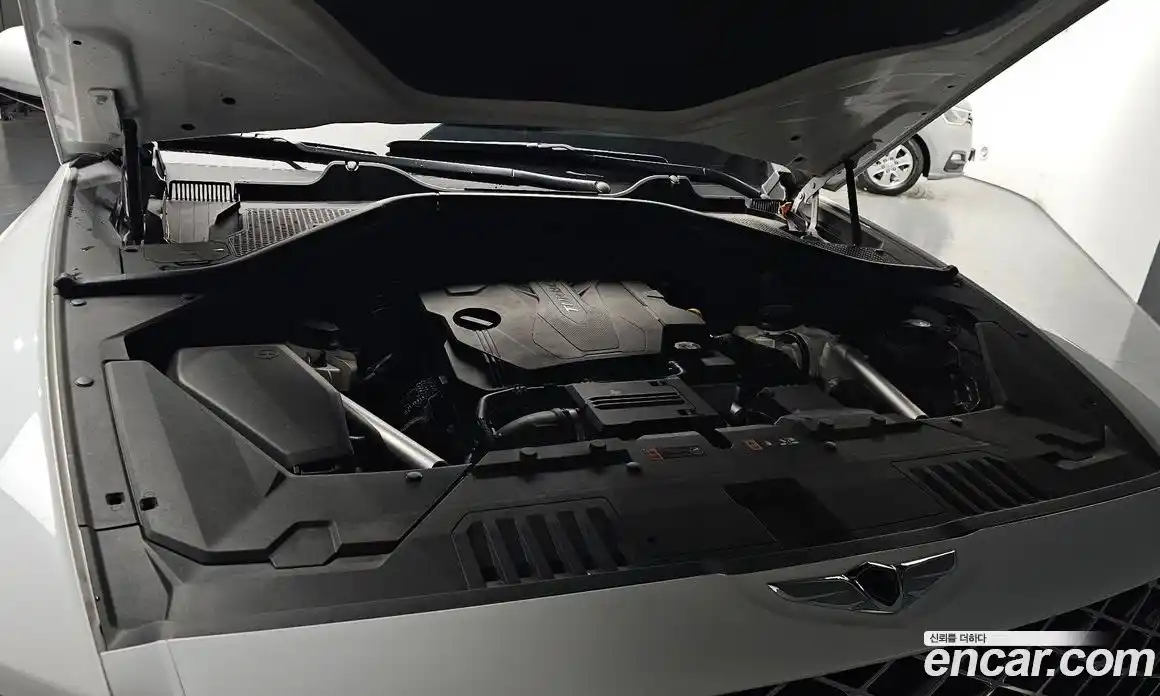 Genesis GV80 2022 2.5 Автомат в Москве № 58619, фото 3