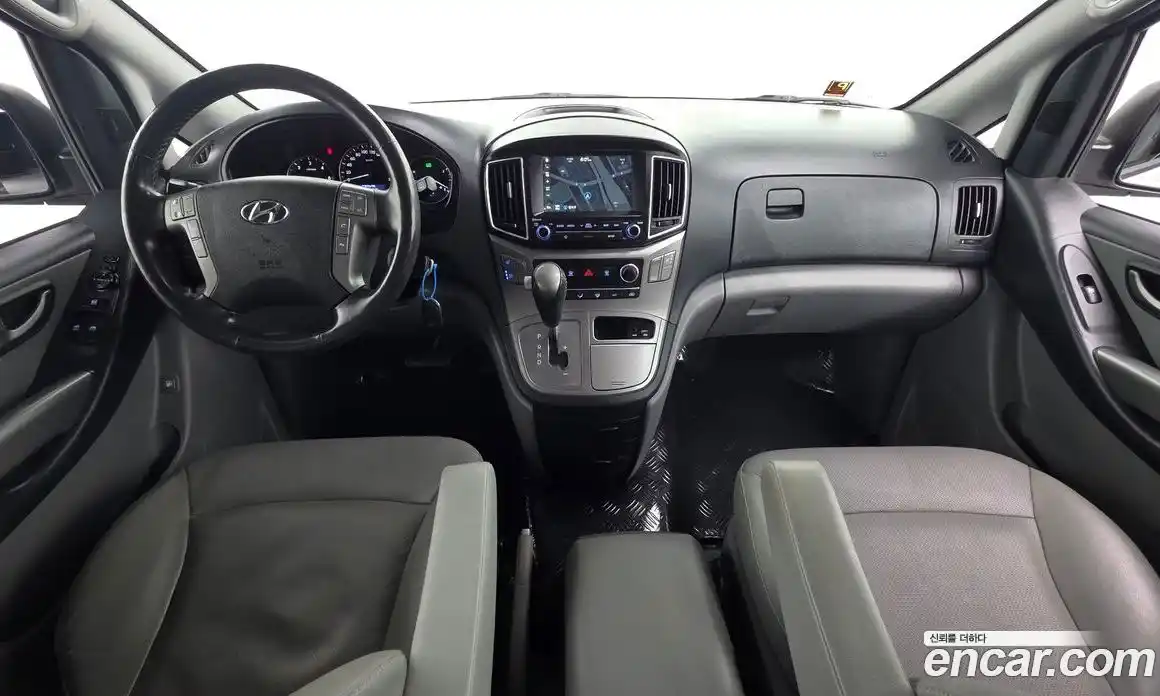 Hyundai Starex 2019 2.5 Автомат в Москве № 6898, фото 16