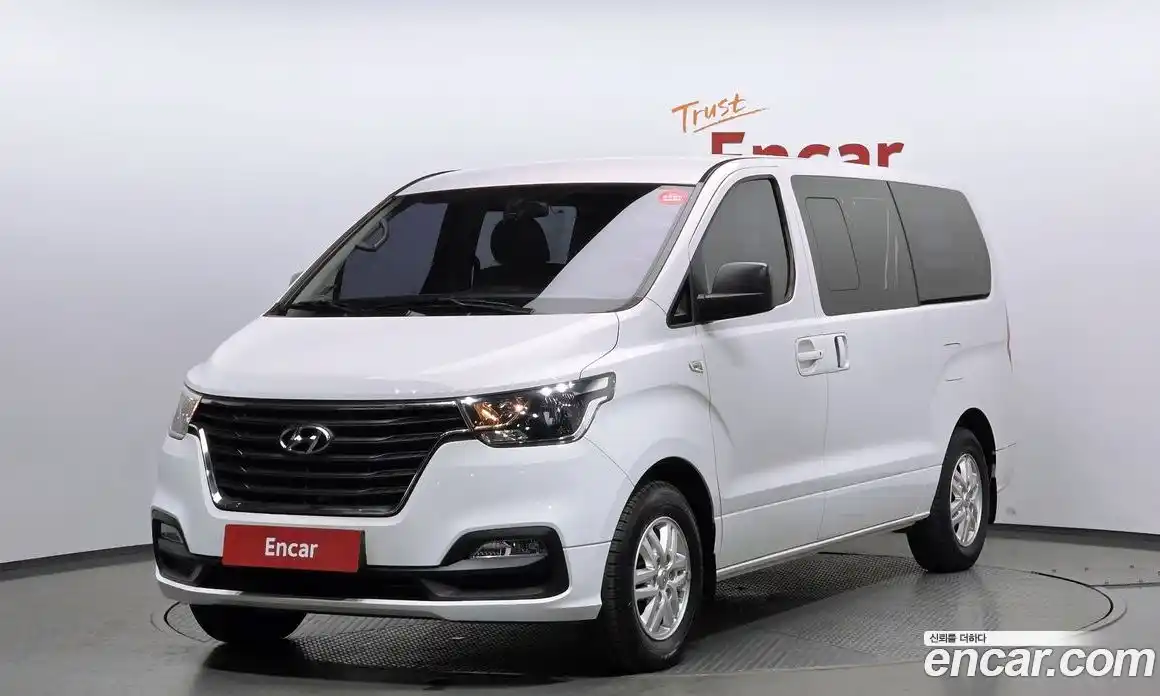 Hyundai Starex 2019 2.5 Автомат в Москве № 6898, фото 20