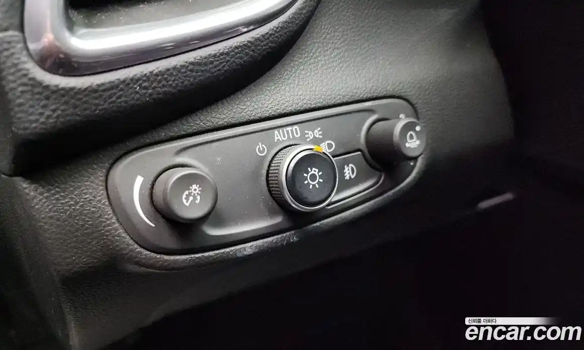 Chevrolet Trax 2018 1.6 Автомат в Москве № 103585, фото 11