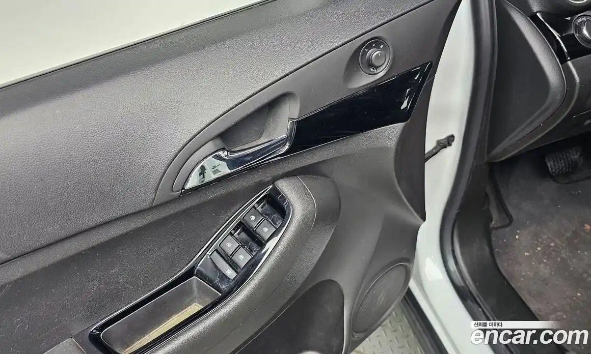 Chevrolet Orlando 2018 2.0 Автомат в Москве № 103920, фото 4