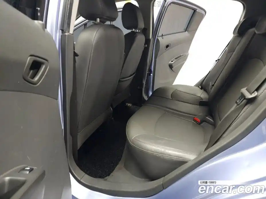 Chevrolet Spark 2014 1.0 Автомат в Москве № 104857, фото 12