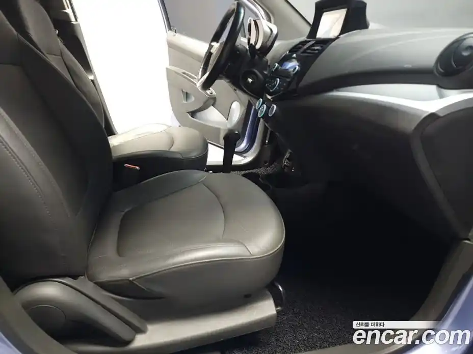 Chevrolet Spark 2014 1.0 Автомат в Москве № 104857, фото 15