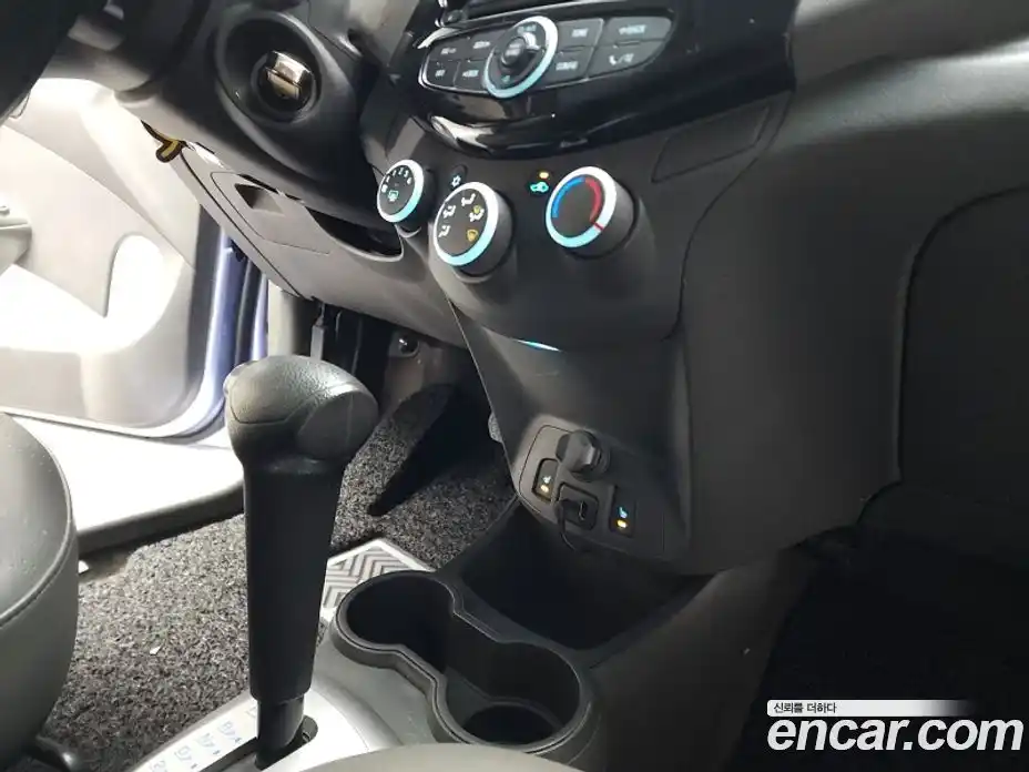 Chevrolet Spark 2014 1.0 Автомат в Москве № 104857, фото 16