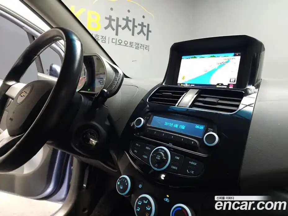 Chevrolet Spark 2014 1.0 Автомат в Москве № 104857, фото 17