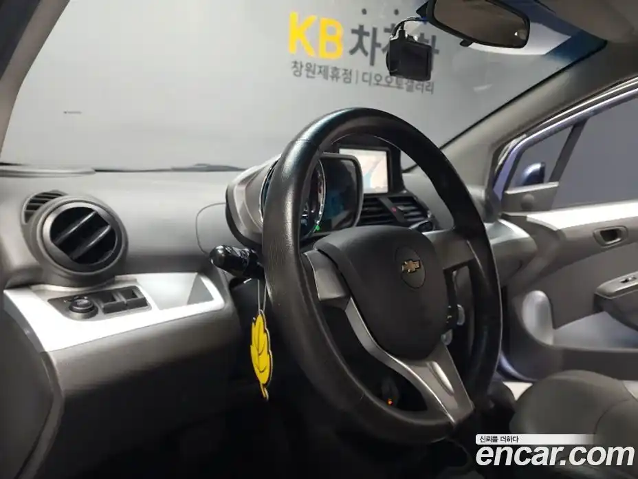 Chevrolet Spark 2014 1.0 Автомат в Москве № 104857, фото 10