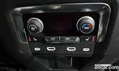 Chevrolet Tahoe 2023 6.2 Автомат в Москве № 105706, миниатюра 5